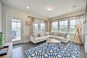 Walkable San Antonio Getaway with Rooftop Patio